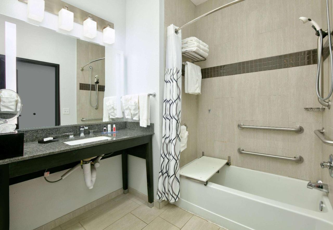 La Quinta Inn & Suites By Wyndham Lubbock Southwest Kültér fotó